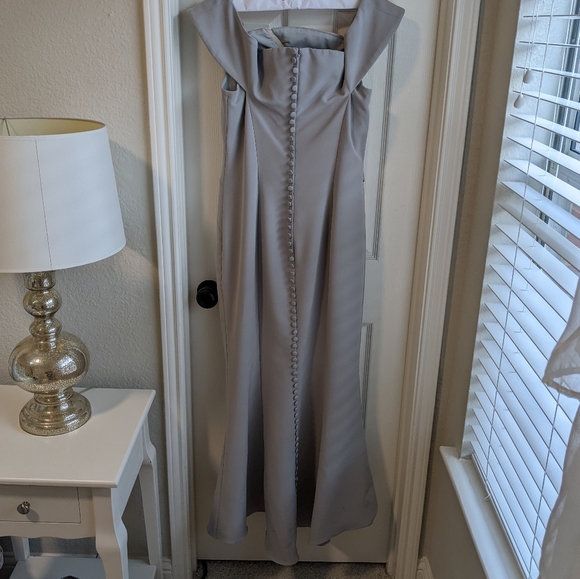 Daymor Couture Gray Mother of the Bride/Groom Dress - Picture 4 of 11